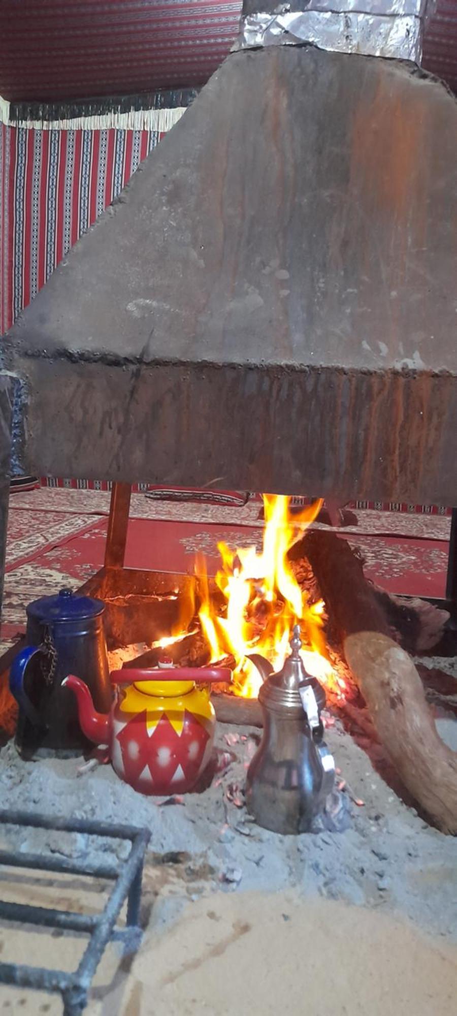 Enad Desert Camp Вади-Рам Экстерьер фото